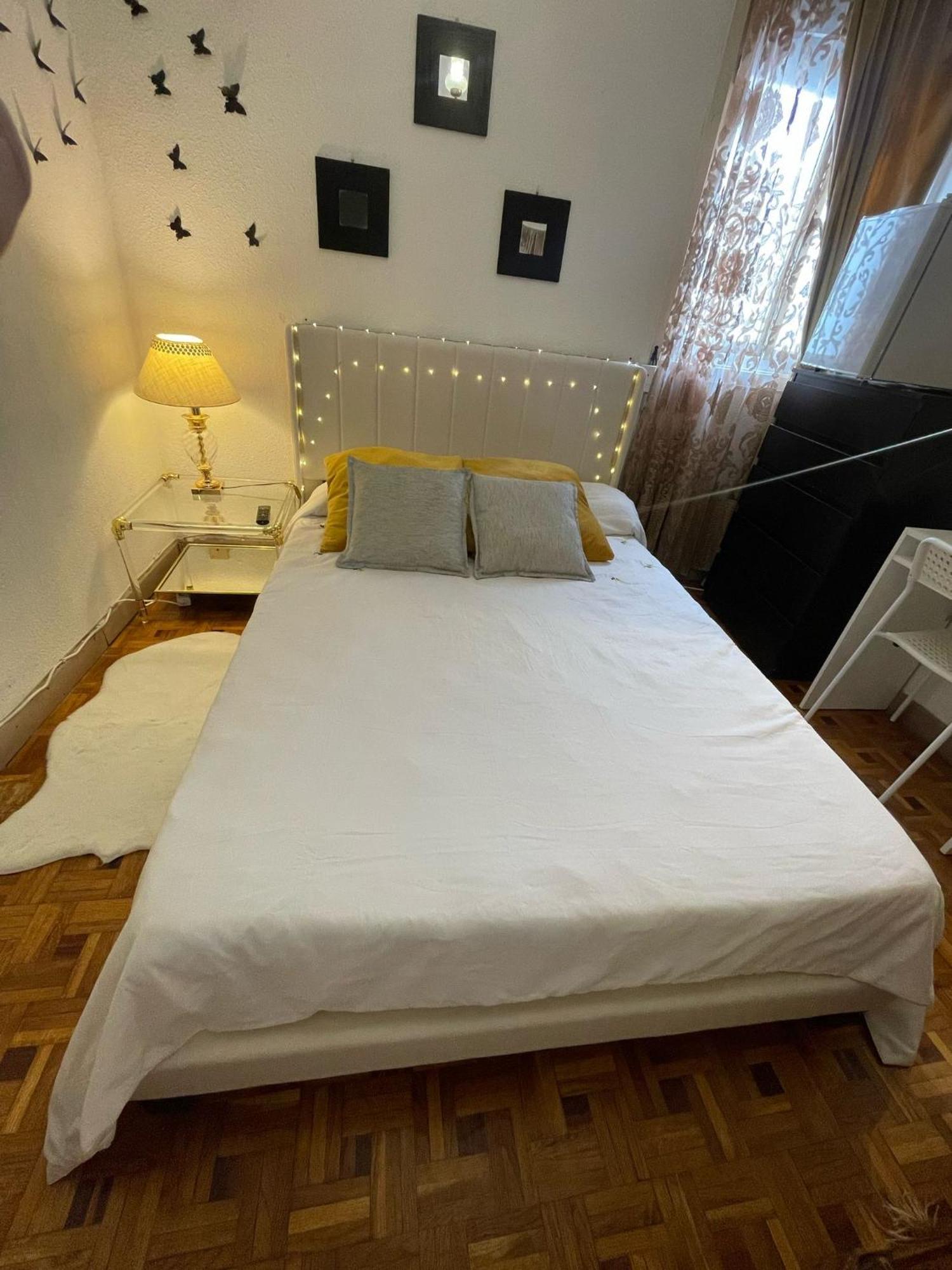 Centrica En Chamberi Homestay
